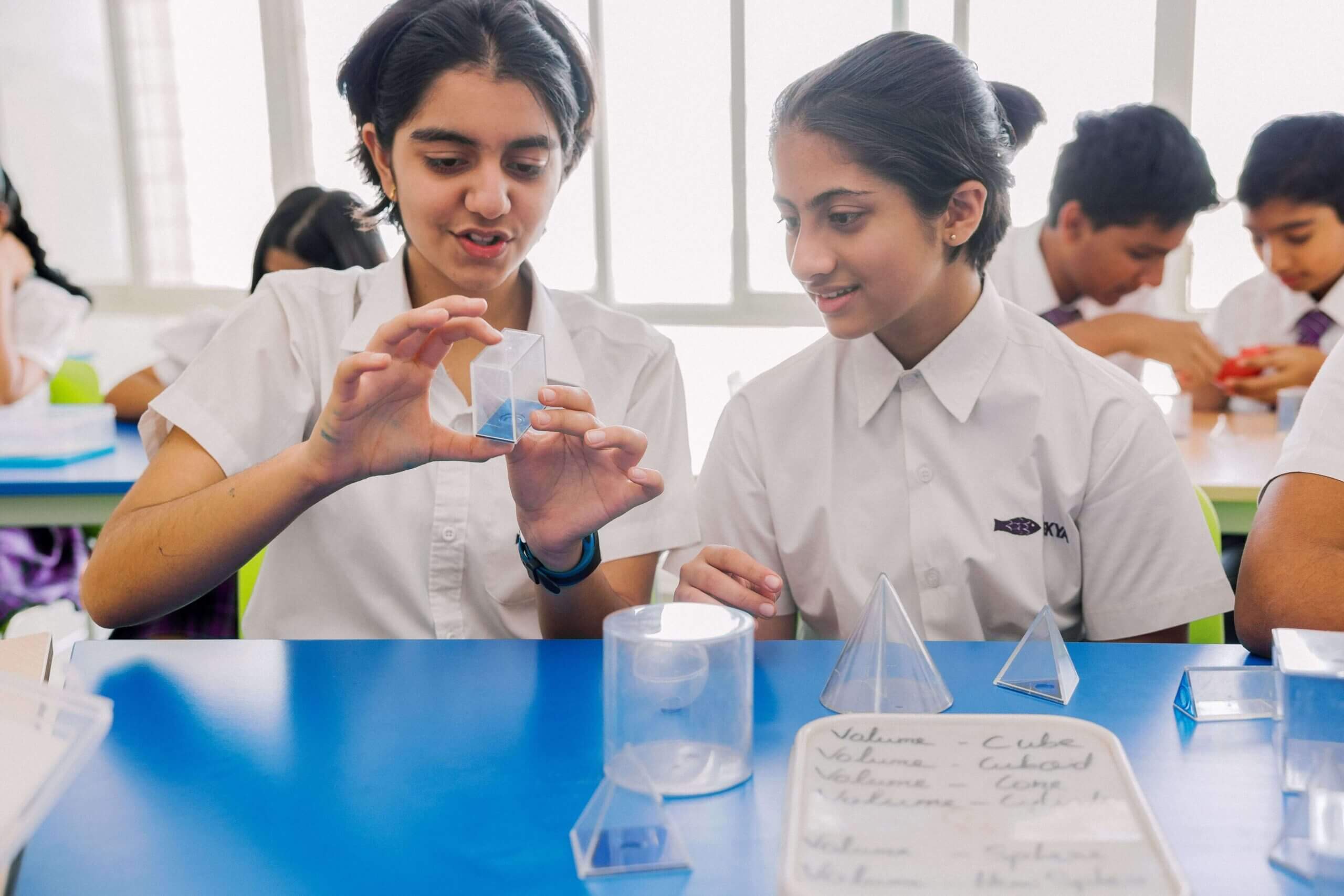 leading k12 igcse schools in bangalore Ekya Students inside the lab