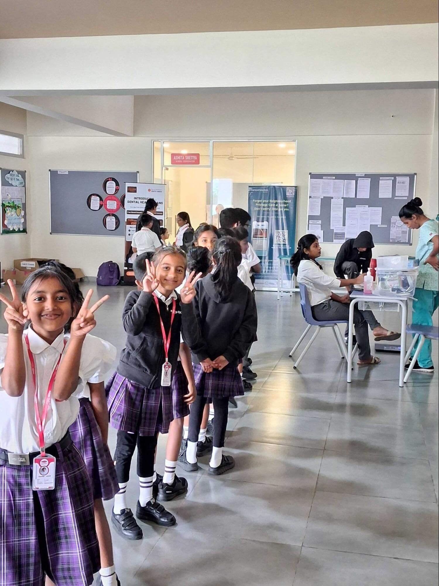 Ekya kids in interactive classroom session