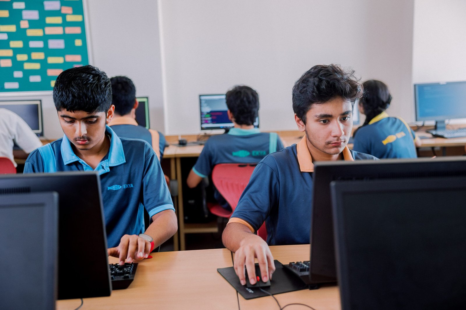 Top School in JP Nagar ekya sschools students online classes