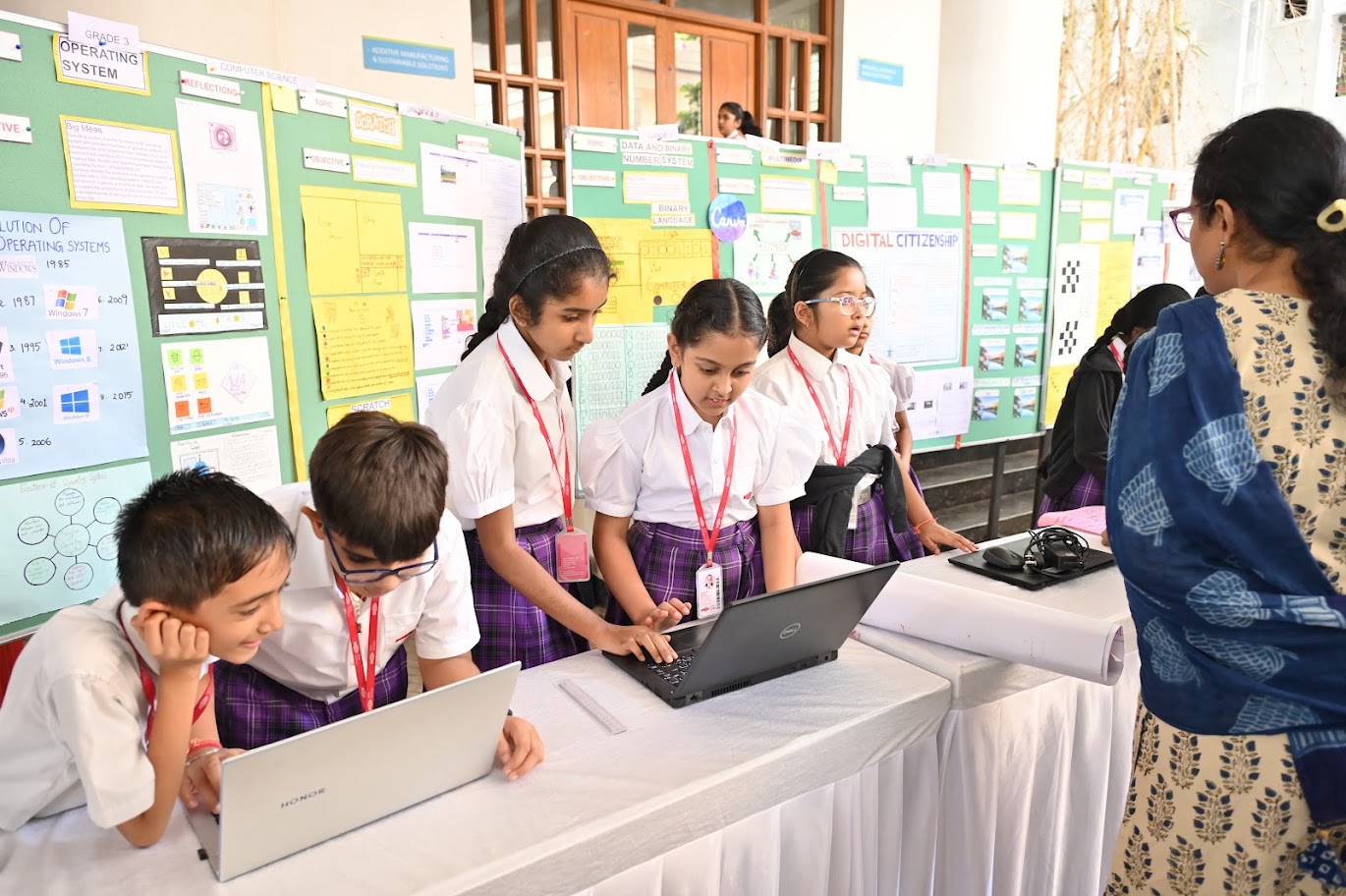 Disadvantages of the Internet for Students and How to Manage Them